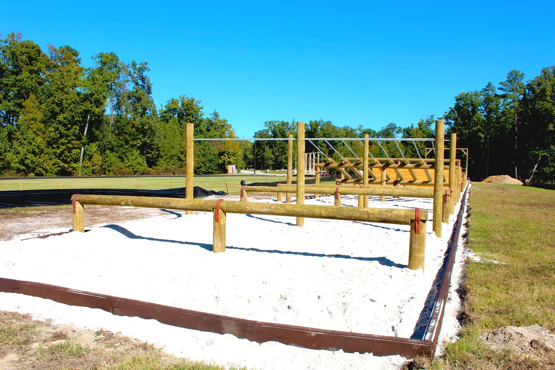 Military-Obstacle-Course.jpg