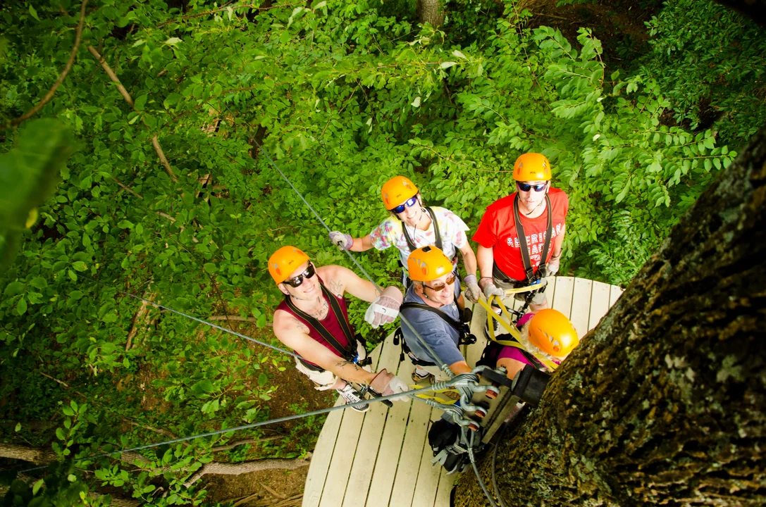 The-Gorge-Zipline-Deck.jpg