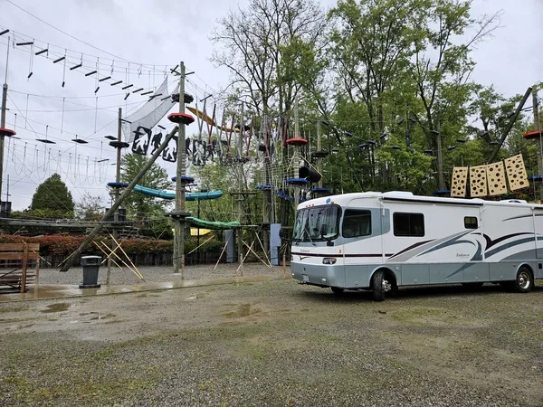 RV-Park-Adventure-Park.jpg